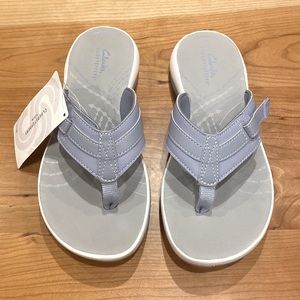 Clarks Cloudstepper NWT size 7 Sunmaze Shine Lavender Flip Flop